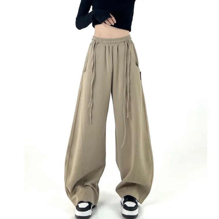 Sling sports pants