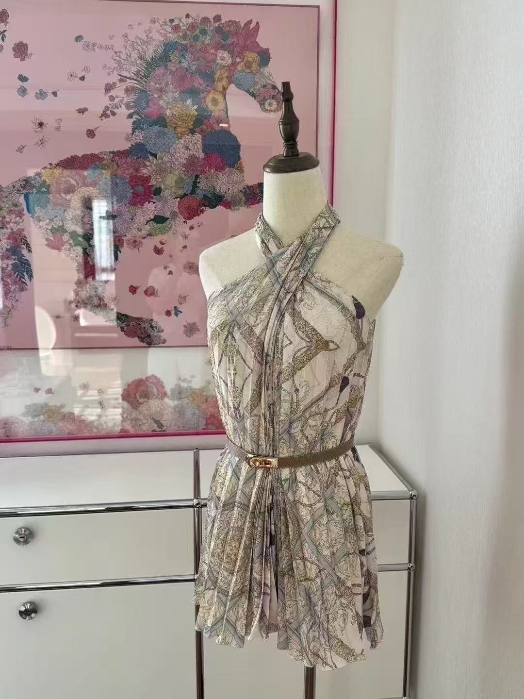 Sleeveless chiffon top