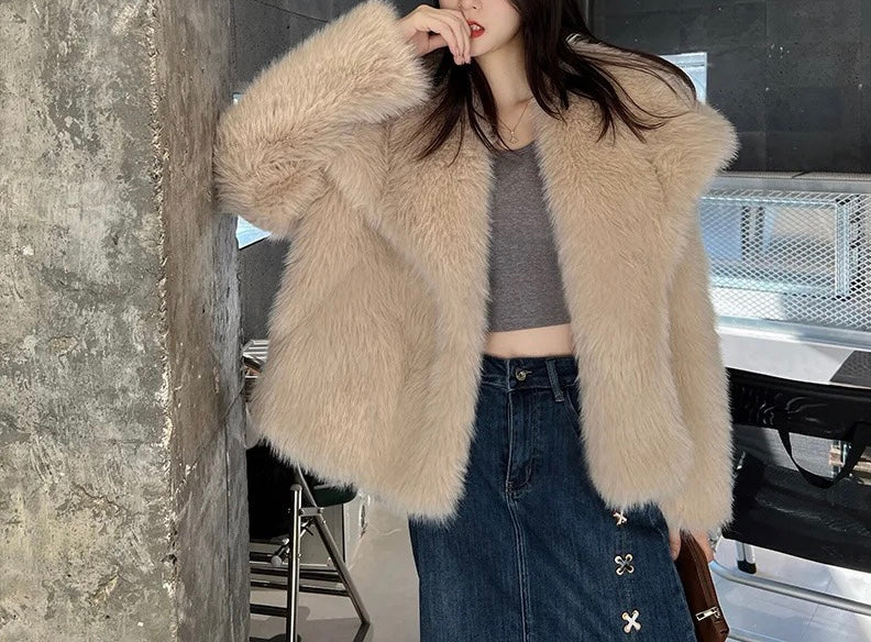 Large lapel faux fur jacket