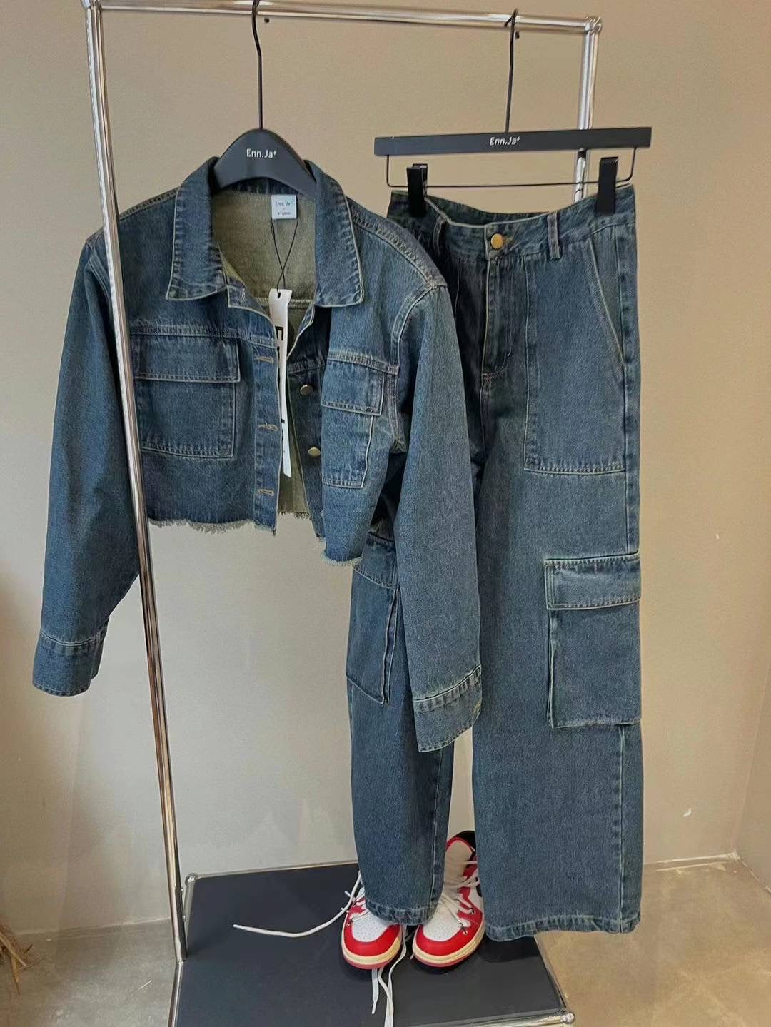 pocket denim jacket