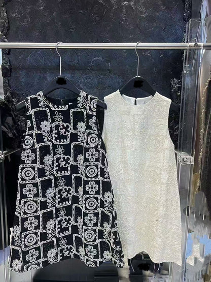 Sleeveless embroidered top