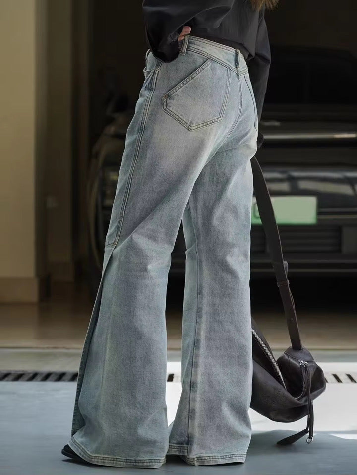 Slit straight jeans