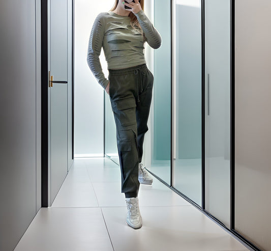 Pocket sweater-pants